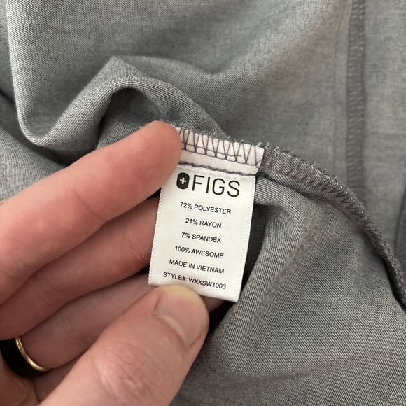 FIGS Scrub Top Gray Size Large Technical Collection Rafaela Oversized - Picture 8 of 9